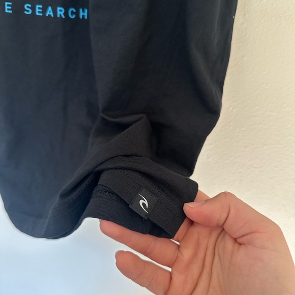 RIP CURL Fiji Islands Black T-Shirt - Picture 4 of 6